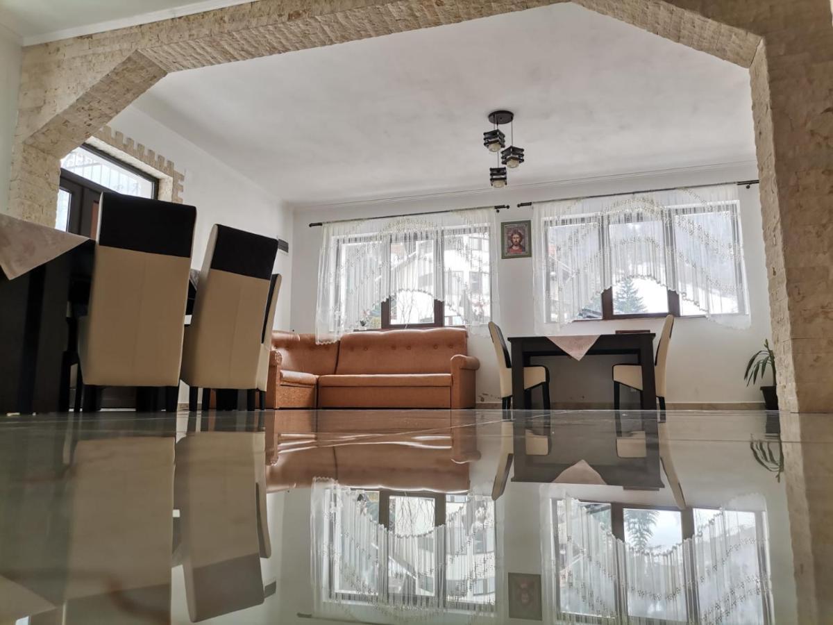 Hotel Casa Dana Olteanu à Moeciu De Sus Extérieur photo